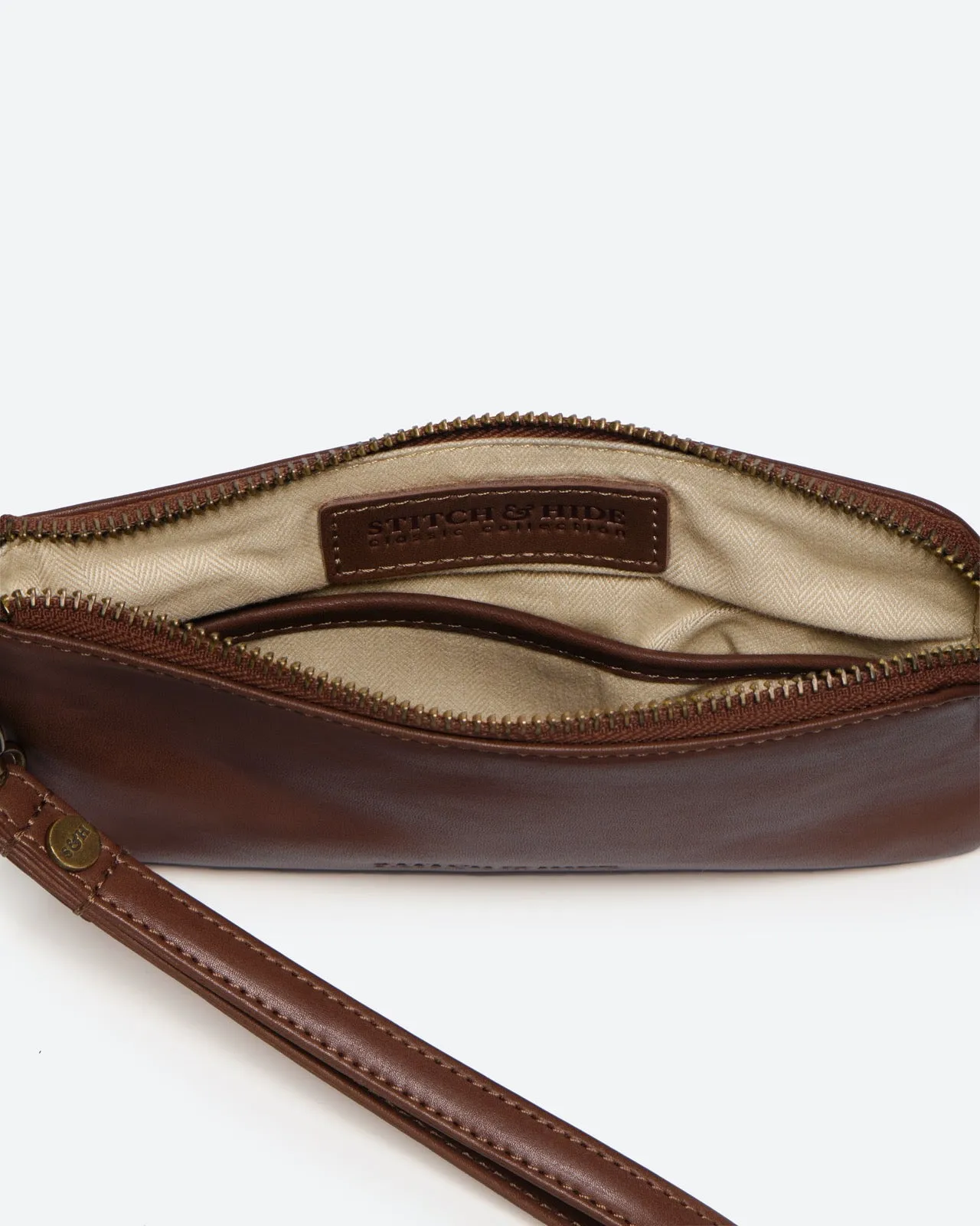 Camille Clutch Classic Mocha