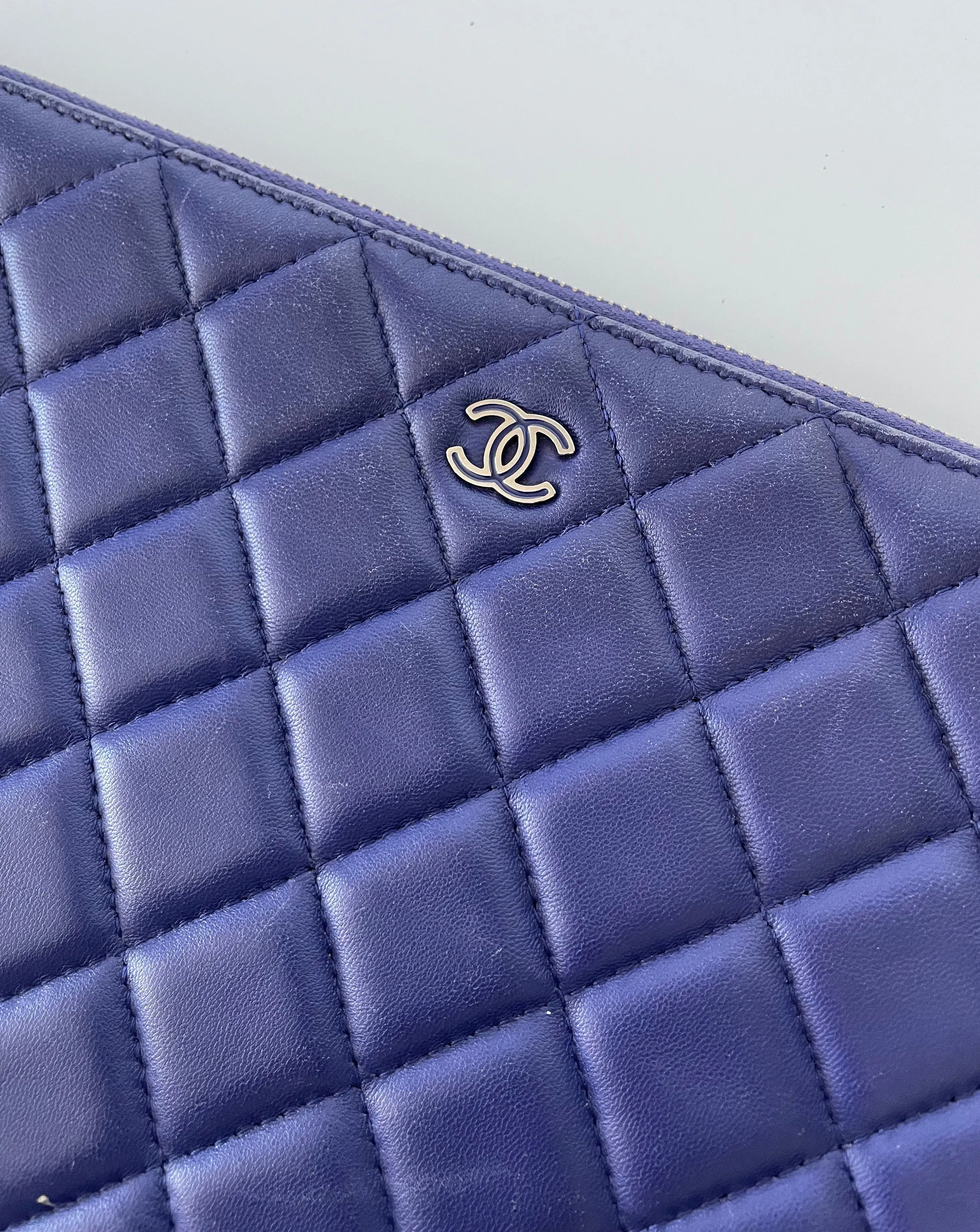 CHANEL | CLASSIC POUCH LARGE | BLUE